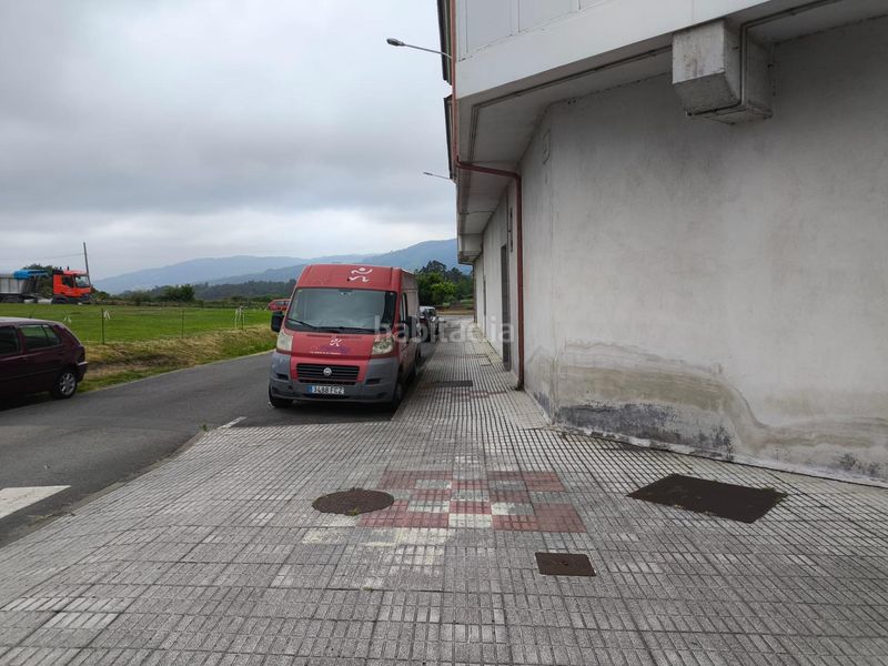 Foto f4ea37cd-1680-4413-b0e3-d17bb2f8154f. Local comercial a Laracha