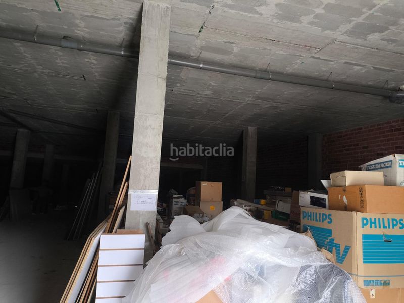 Foto ffac1a4f-8c65-42ed-a112-163a4593943b. Local comercial a Laracha