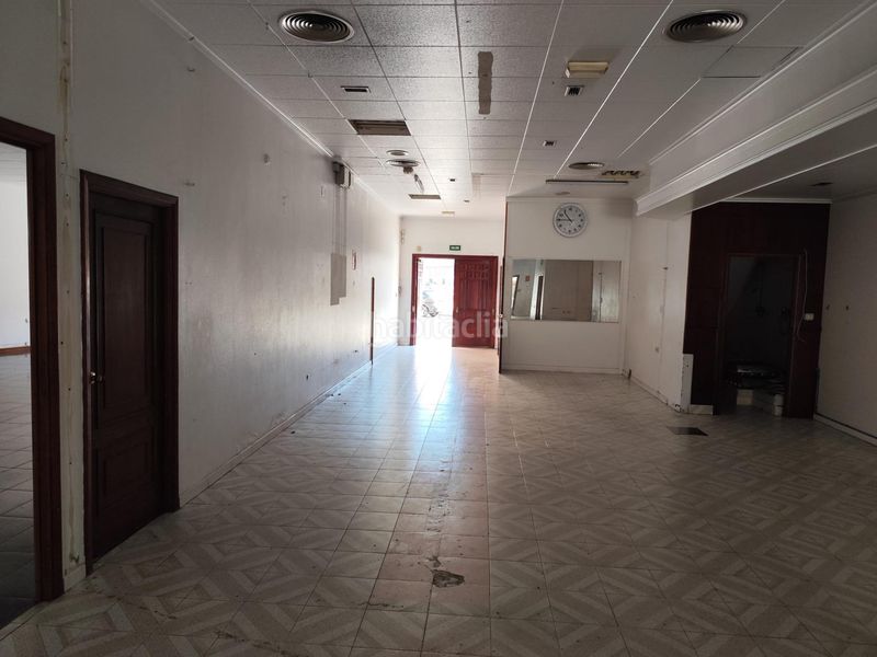 Foto fd06efab-406c-4ce5-b2fa-84370e57ea67. Local comercial a Carballo