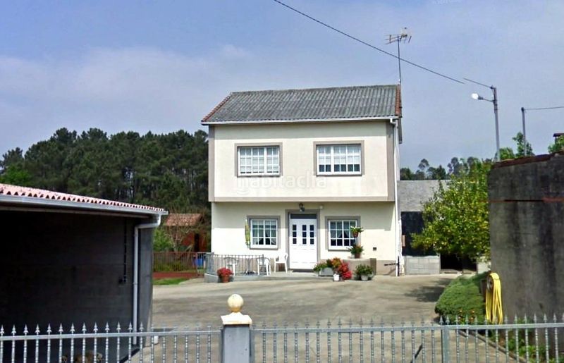 Foto 80b9b808-4859-4480-8157-8801019c0b28. Casa amb calefacció aparcament a Carballo