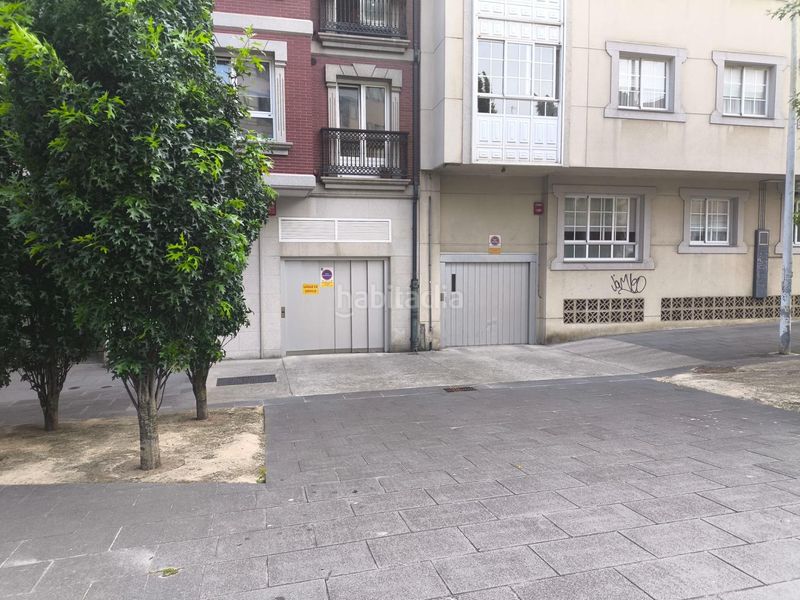 Foto f57d7c2d-d72e-43a1-866f-3aba39e814c4. Aparcament cotxe a Cambre