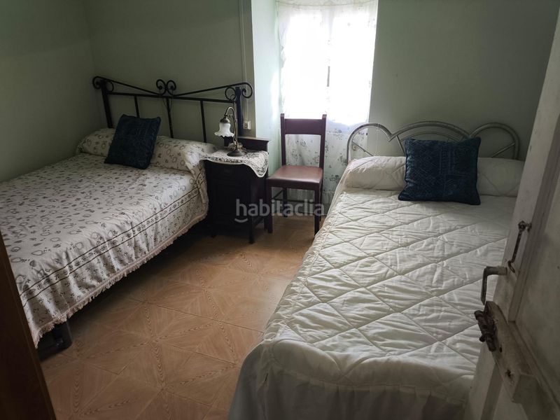 Foto 7db08eb0-f7b1-44c9-9708-9a7bbd721ed5. Casa amb aparcament a Santa Comba