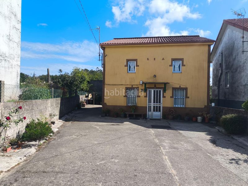 Foto 9007b7a1-3d38-4b8d-b0e2-31afbd9e5c33. Casa amb aparcament a Santa Comba