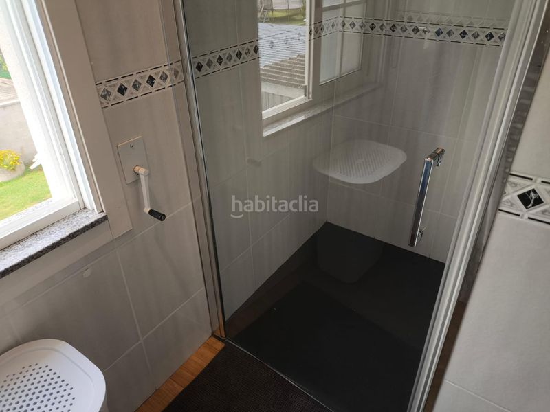 Foto a0595bcb-6e13-4f5b-b260-928c2bd67589. Casa amb calefacció aparcament a Carballo