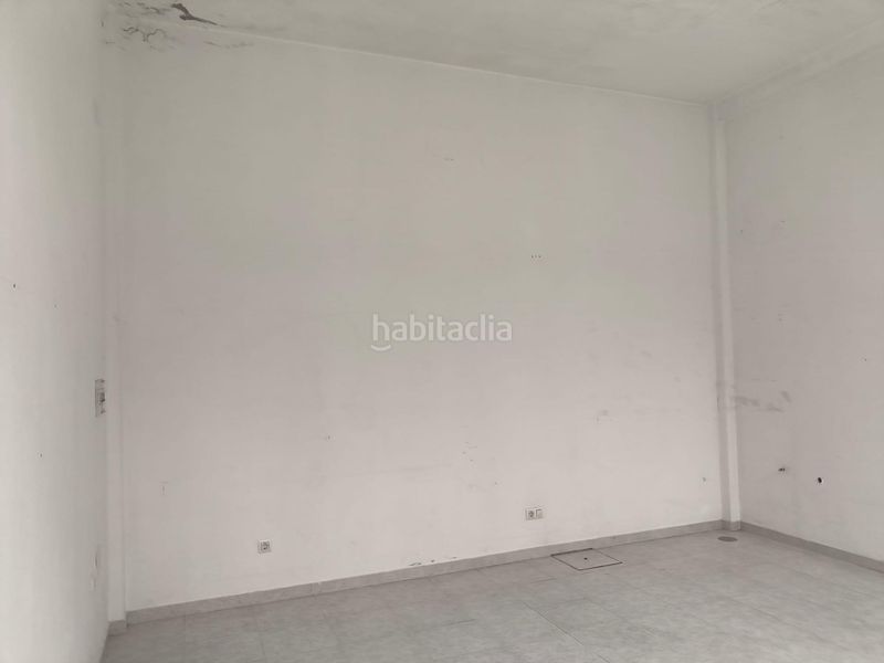 Foto 8f114fcd-174f-4d85-8a83-546c5810e08a. Local comercial a Carballo