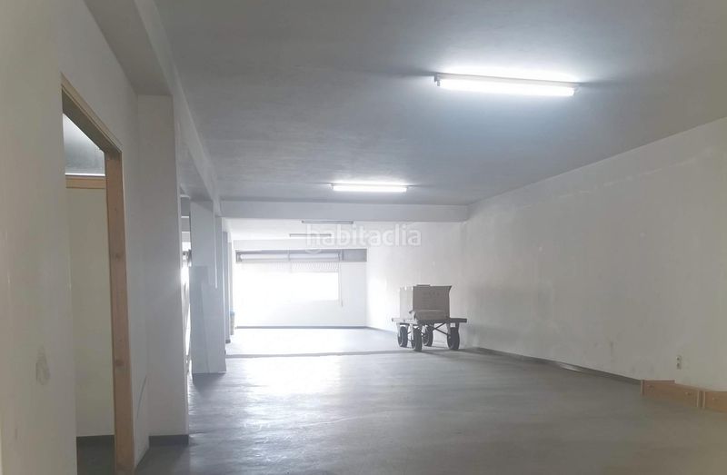Foto ac725f1b-f98a-4742-88e1-460e880bc6b1. Edifici a Carballo