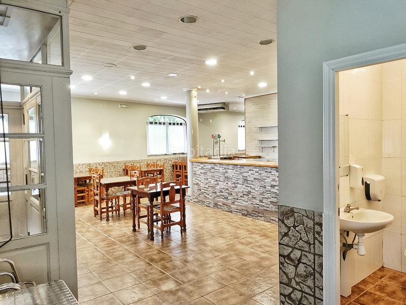 Foto b76b564a-47b3-46c7-8ad9-19af629b7c3e. Edifici a Riudecols