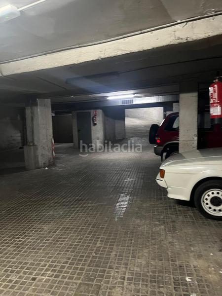 Foto 0a4448ef-f661-46f4-bdf2-5f2e9d8b87f7. Posto auto in Centre Reus