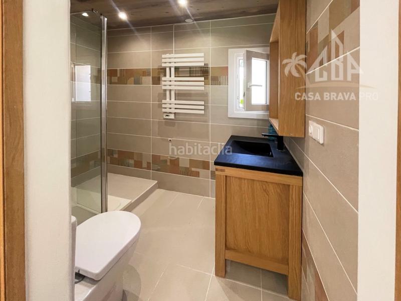 Foto d4c0c46b-c160-43be-834e-69c40b002763. Casa vive en plena naturaleza con vistas al mar y montaña encantadora casa de una planta en val repos en Santa Cristina d´Aro
