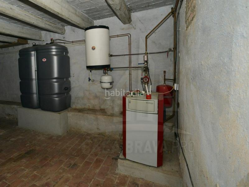 Foto 5eaabc06-21de-46a5-8962-893329b92190. Masia amb aparcament a Niàgara Parc -Àgora Parc Tordera