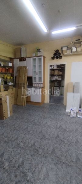 Foto 313068e6-0d9d-4cbc-acb3-6b2ff2c6ae49. Local comercial a Porta Barcelona