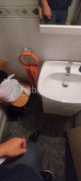 Foto b6ce50bc-c6c2-4820-98d4-ef6d481f4aed. Local comercial a Porta Barcelona
