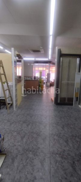 Foto b7524e10-4f05-4a65-a4cf-3441c765c550. Local comercial a Porta Barcelona