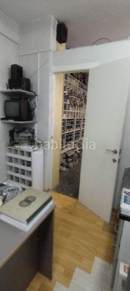 Foto d70aeada-d7ac-40b2-a897-b4bc3098a06f. Local comercial a Porta Barcelona