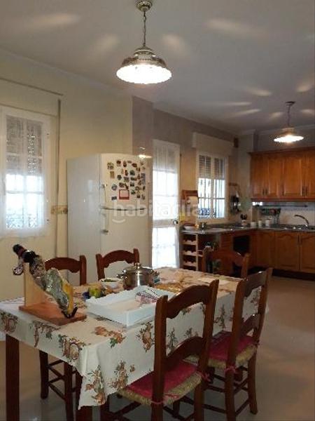 Foto f91ef45e-6957-4e61-80f1-a71a692c0097. Maison dans Centro Alcalá de Guadaira