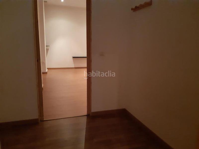Foto 6ee8dd42-bd65-4da5-9d36-3ee90d017b23. Location local commercial dans Centro Alcalá de Guadaira