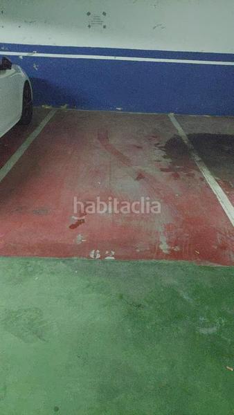 Foto 93c3ae7f-91a0-46bd-b27a-4925dd2616ef. Aparcament cotxe a Nuevo Bulevar Mairena del Aljarafe