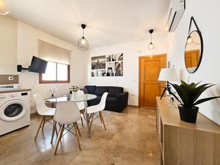 Location Appartement à Nueva Alcalá. Piso amueblado con garaje y ascensor