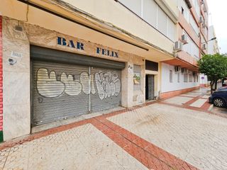 Local Comercial en La Paz. Local comercial en zona comercial y de paso