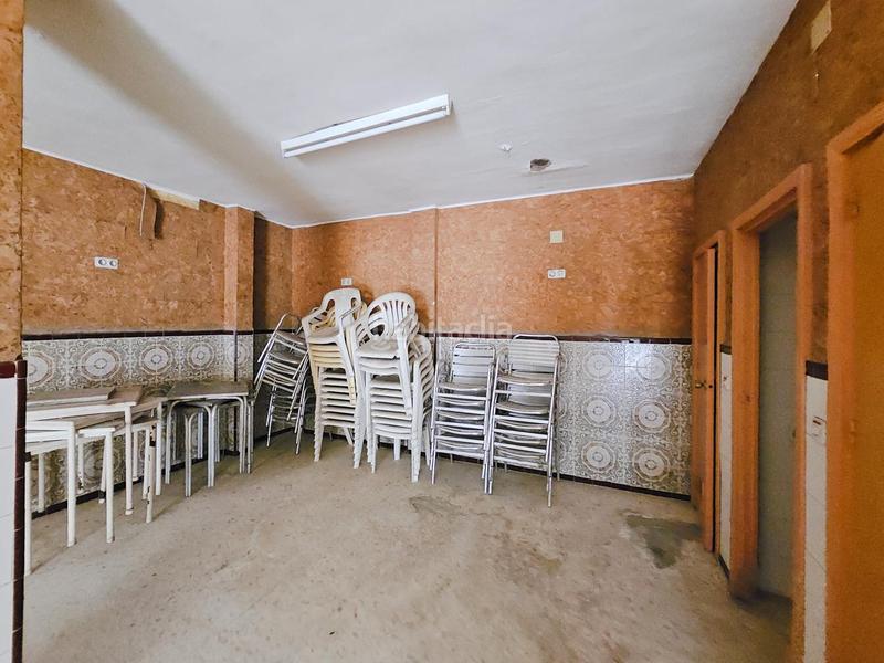 Foto f397e823-5581-43a0-a661-f9ff42e4383d. Local comercial a La Paz Alcalá de Guadaira