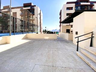 Appartement  Hermanas mirabal. Tu oasis en mairena! piso con piscina, pádel, lavadero, garaje y
