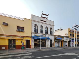 Lloguer Local Comercial  Silos. Local comercial en plena calle silos