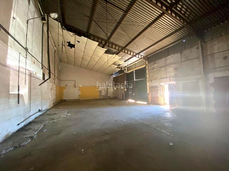Foto 36bd55dd-18e7-4257-83aa-ba324768f59d. Capannone industriale in La Motilla - Fuente del Rey Dos Hermanas