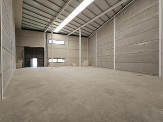 Lloguer Nau industrial a La Paz. Nave industrial a estrenar en recusir