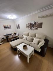 Location Appartement à Centro. Piso amueblado con garaje y ascensor