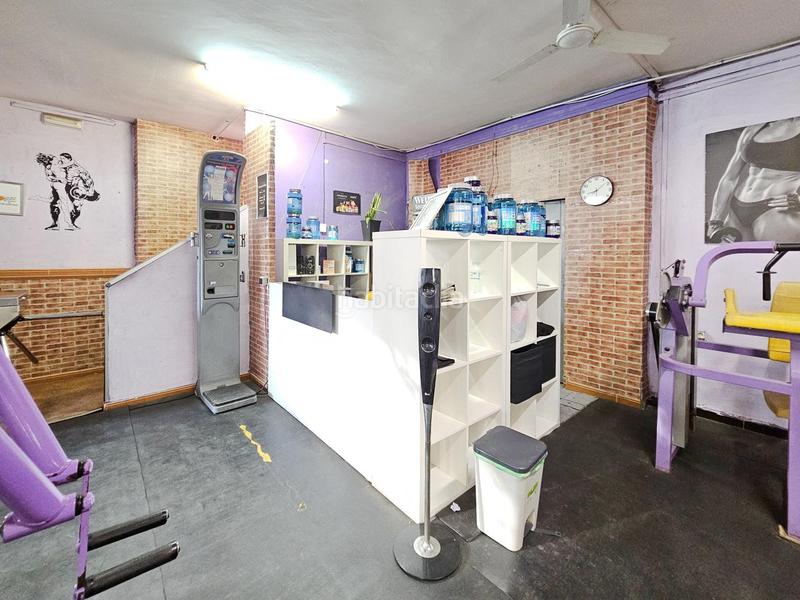 Foto 9088ab1f-971d-4d11-9857-9889d53b5451. Local comercial  de esquina en La Paz Alcalá de Guadaira