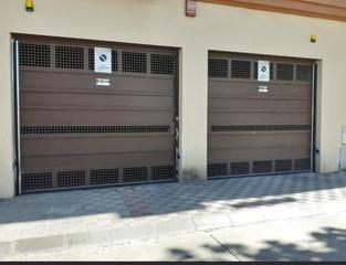 Location Parking voiture  Dos hermanas. Plaza de garaje para moto