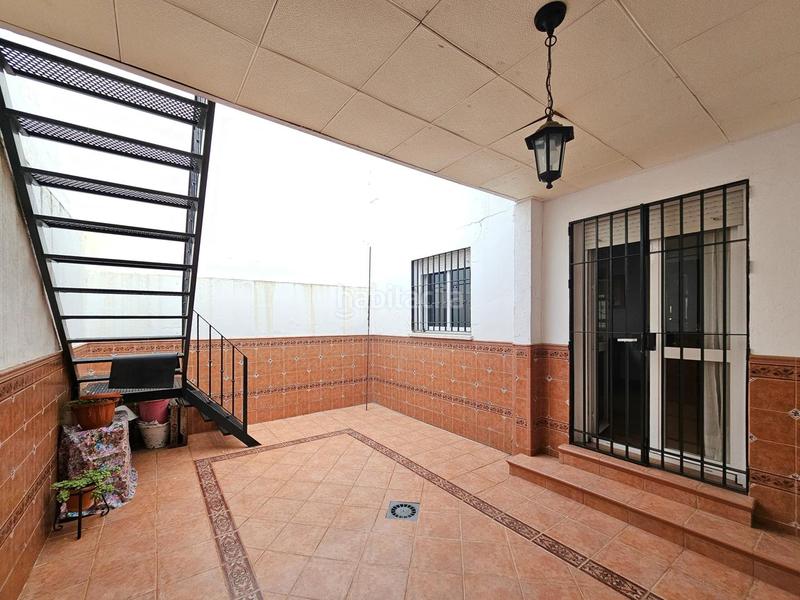 Foto 5b8d1b77-6c68-4410-a75c-6901edb51bd8. Lloguer casa amb aparcament a Oromana Alcalá de Guadaira