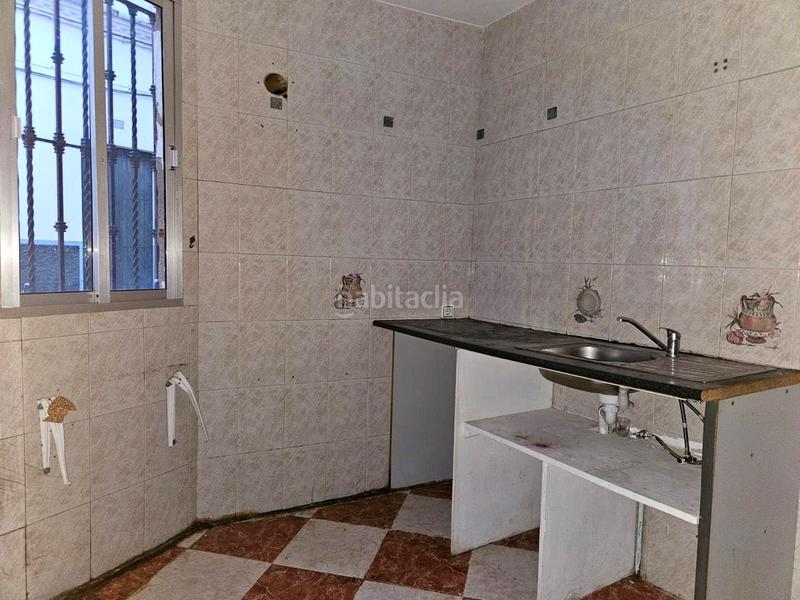 Foto 2212682c-41e6-4b45-804f-27a1db8272cb. Planta baixa a Tocina