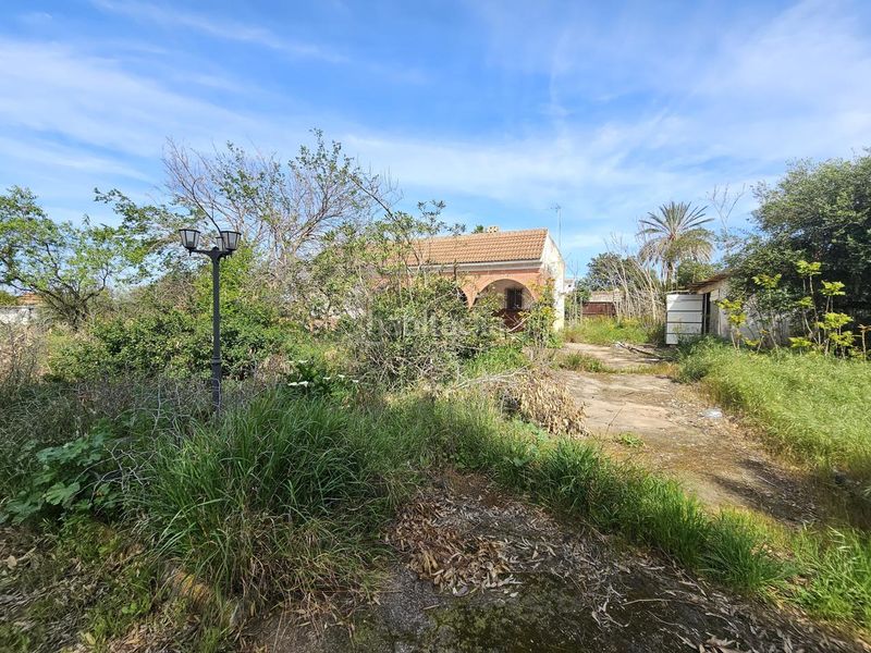 Foto c48cfa6b-1f3f-47b5-aa24-12412f0dcbce. Casa a Mairena del Alcor