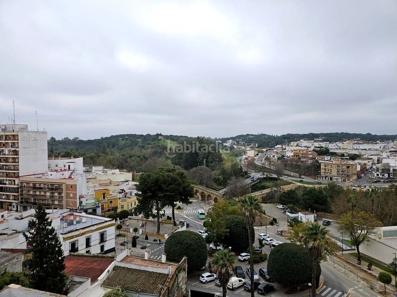 Foto c19869b1-65b0-462e-8136-0e4d2c517995. Casa a Centro Alcalá de Guadaira