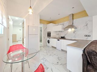 Lloguer Planta baixa a Centro. Exquisito piso amueblado zona centro
