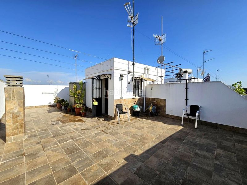 Foto 8ef7b8d8-d698-4e2e-9849-48474a27b987. Casa adossada amb aparcament a Centro Alcalá de Guadaira