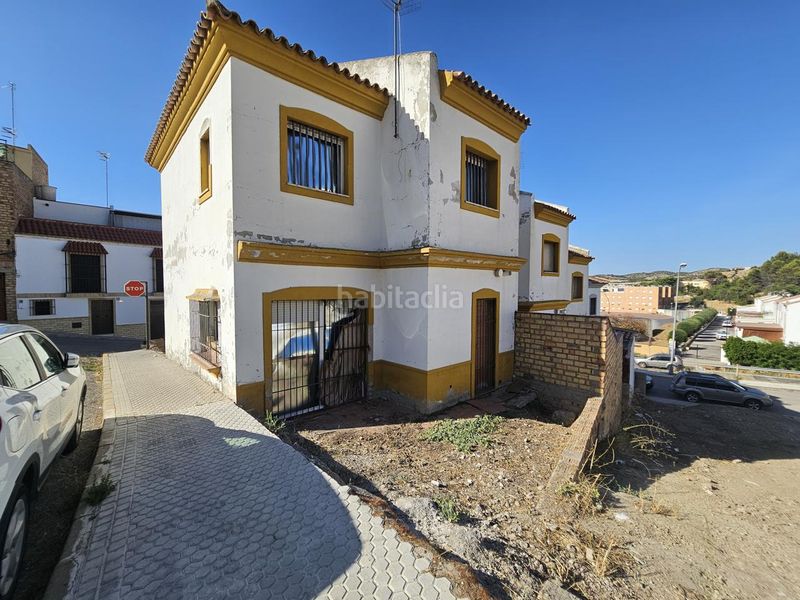 Foto e7eafcaf-eec4-4da3-be34-866c8974974d. Casa amb aparcament a Morón de la Frontera