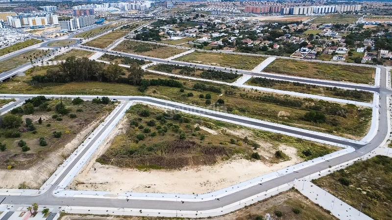 Foto a8866ae0-e283-4820-bf3e-9359c67d98d9. Wohngrundstück in Entrenúcleos Dos Hermanas