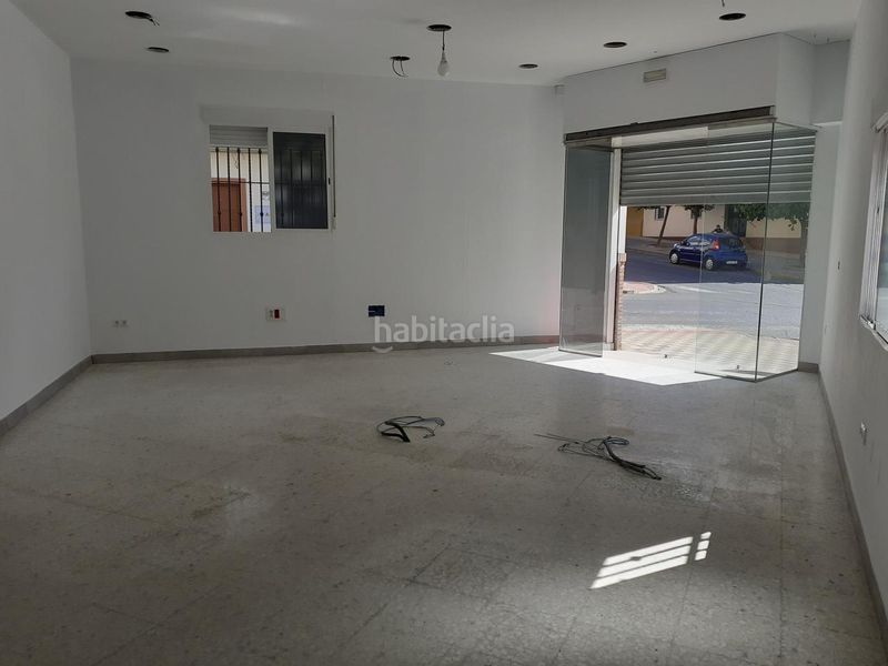 Foto e20c5d2b-63d9-4bec-9677-4565e7c8b46f. Location local commercial dans La Paz Alcalá de Guadaira