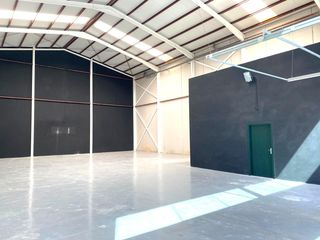Alquiler Nave industrial  Calle p gob jose m aznar lopez. Nave o local comercial