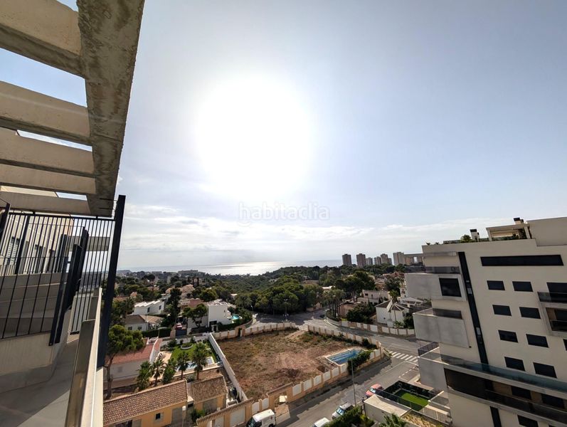 Foto c6ac4738-3403-41ac-9d03-d7cf8fd64334. Àtic amb calefacció aparcament piscina a Campoamor Orihuela