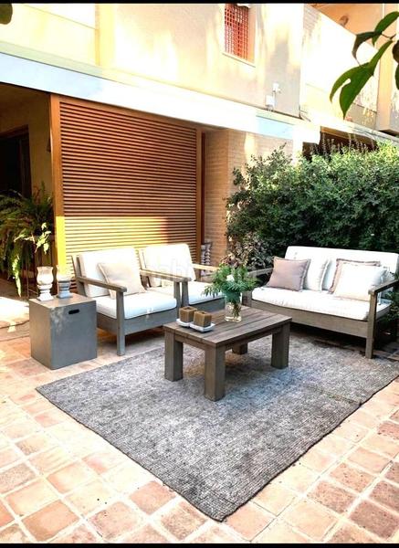 Foto 287f1363-a860-43ab-b850-4bb2b2a2a90c. Casa adossada amb calefacció aparcament piscina a Alicante