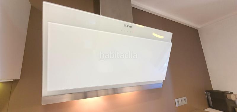 Foto 736b6362-bf8c-4dc6-8dab-071d63d5443c. Casa adossada amb calefacció aparcament piscina a Alicante