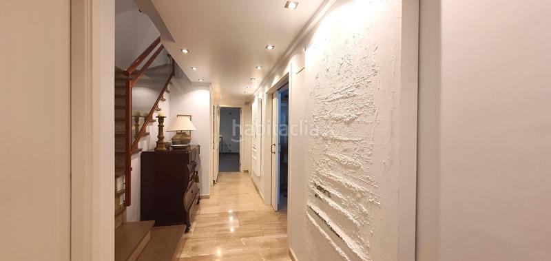 Foto 8d60af7e-c7a1-42a0-9551-0936771b35cb. Casa adossada amb calefacció aparcament piscina a Alicante