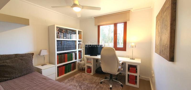 Foto bd2dba13-9c3f-4677-b270-51dcd9da1707. Casa adossada amb calefacció aparcament piscina a Alicante