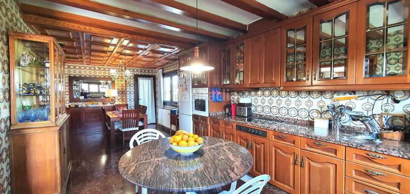 Foto 4f38cfed-288e-48dc-959d-7f4dd73bb927. Xalet amb calefacció aparcament piscina a La Font-Mezquitas San Juan de Alicante