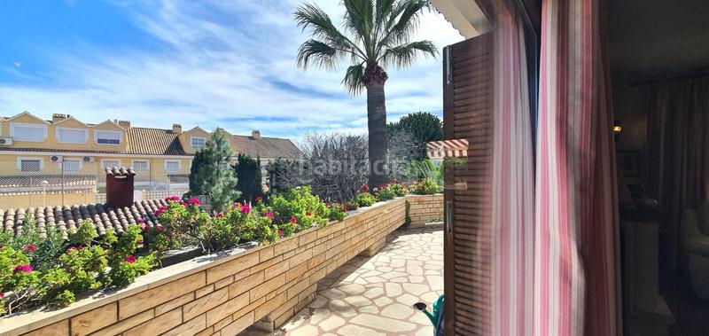 Foto 64c4614e-cd82-4124-9bf6-dab4991864ab. Chalet magnífico chalet independiente en venta en la font con parcela de 2812 metros en San Juan de Alicante
