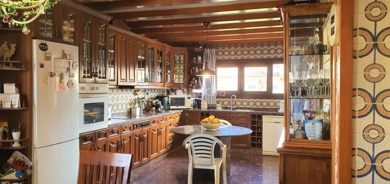 Foto 84423e60-bdac-4f77-9f08-7e0eb871296a. Xalet amb calefacció aparcament piscina a La Font-Mezquitas San Juan de Alicante