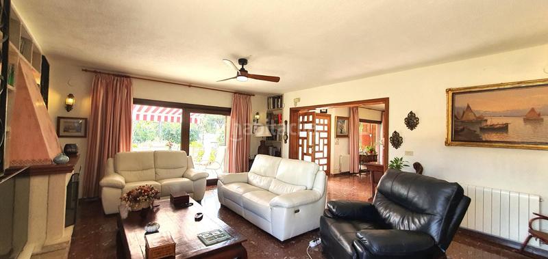 Foto dd237725-051f-48a3-95b8-f1d9d7016201. Chalet magnífico chalet independiente en venta en la font con parcela de 2812 metros en San Juan de Alicante